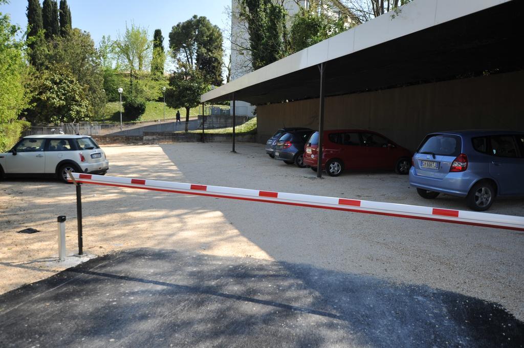 Hotel Dori Peschiera del Garda Phòng bức ảnh
