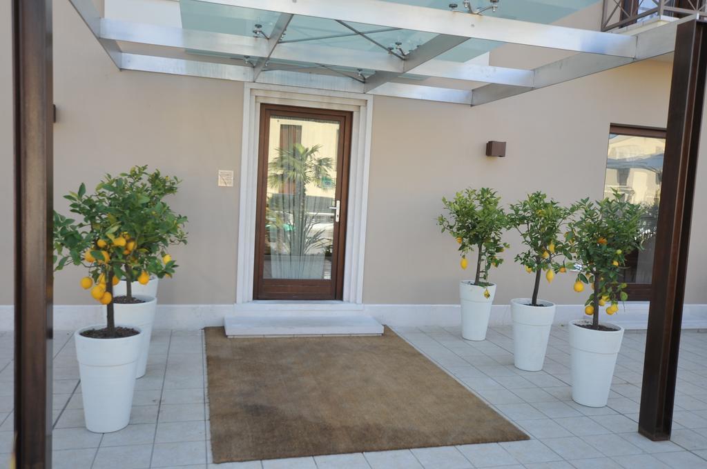 Hotel Dori Peschiera del Garda Ngoại thất bức ảnh