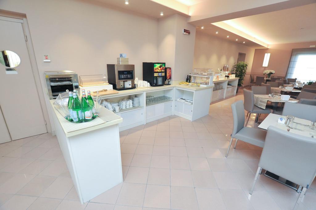 Hotel Dori Peschiera del Garda Ngoại thất bức ảnh