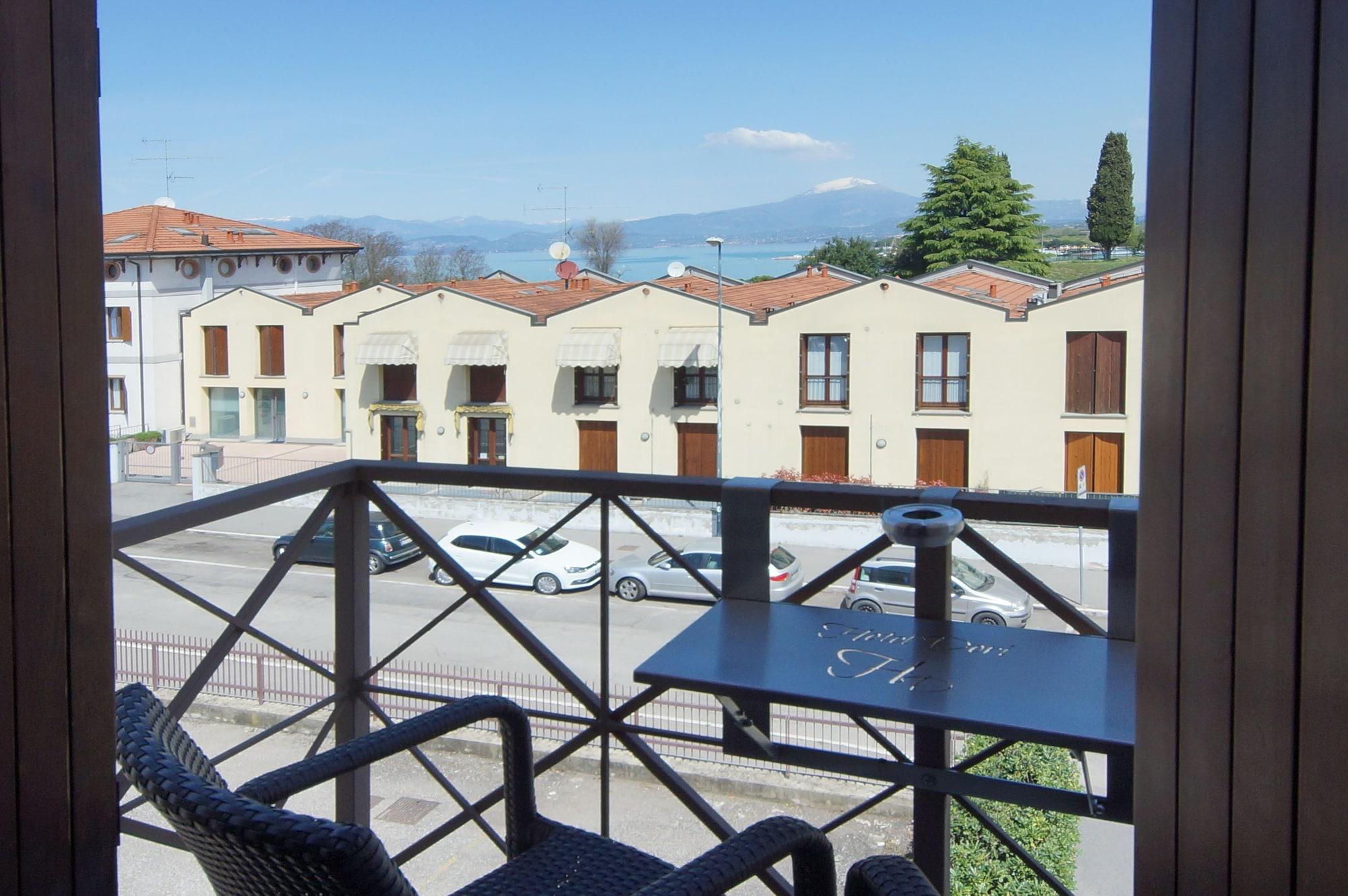 Hotel Dori Peschiera del Garda Ngoại thất bức ảnh